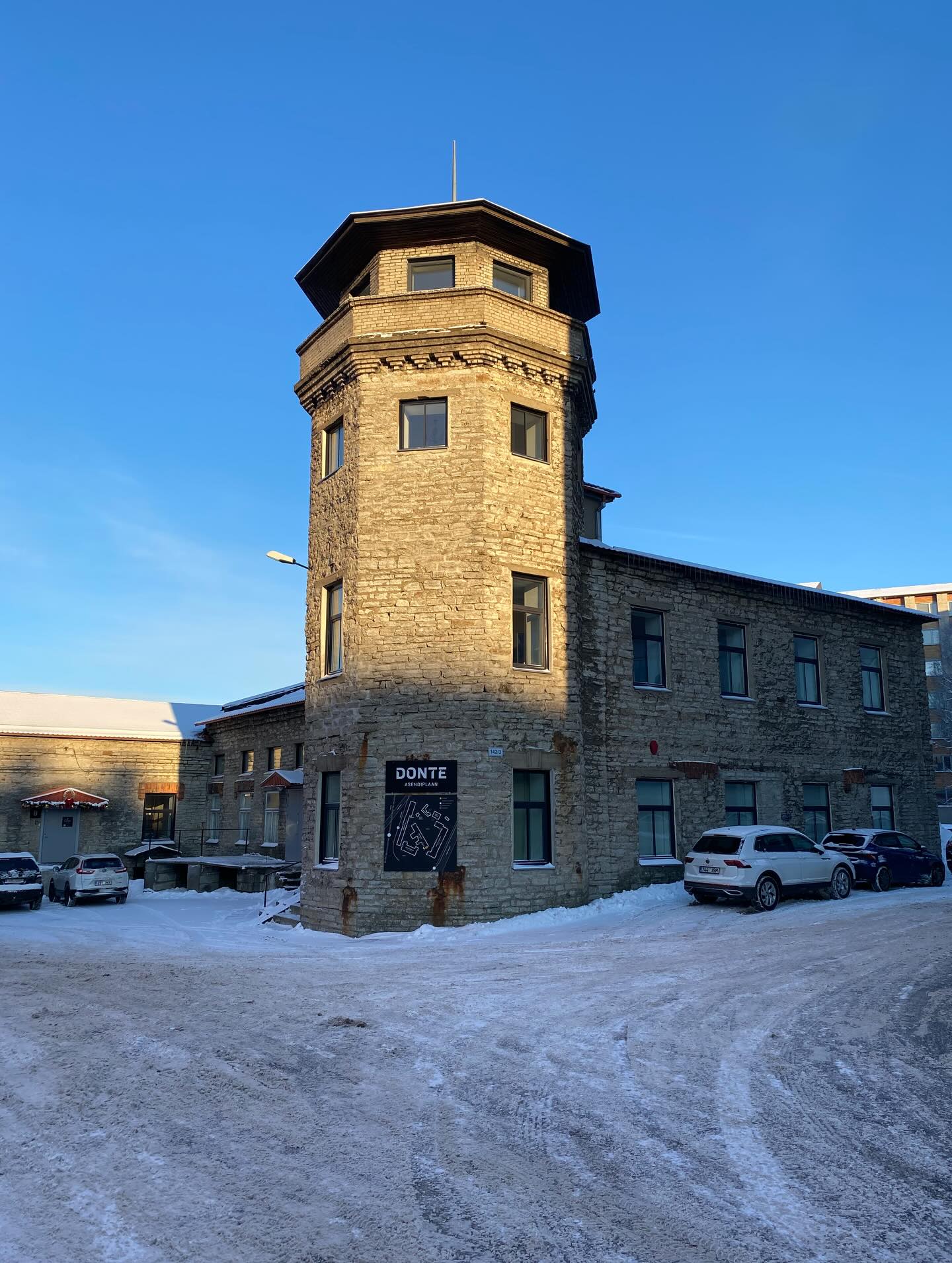 Pärnu mnt 142/3 hoone Kitsekülas