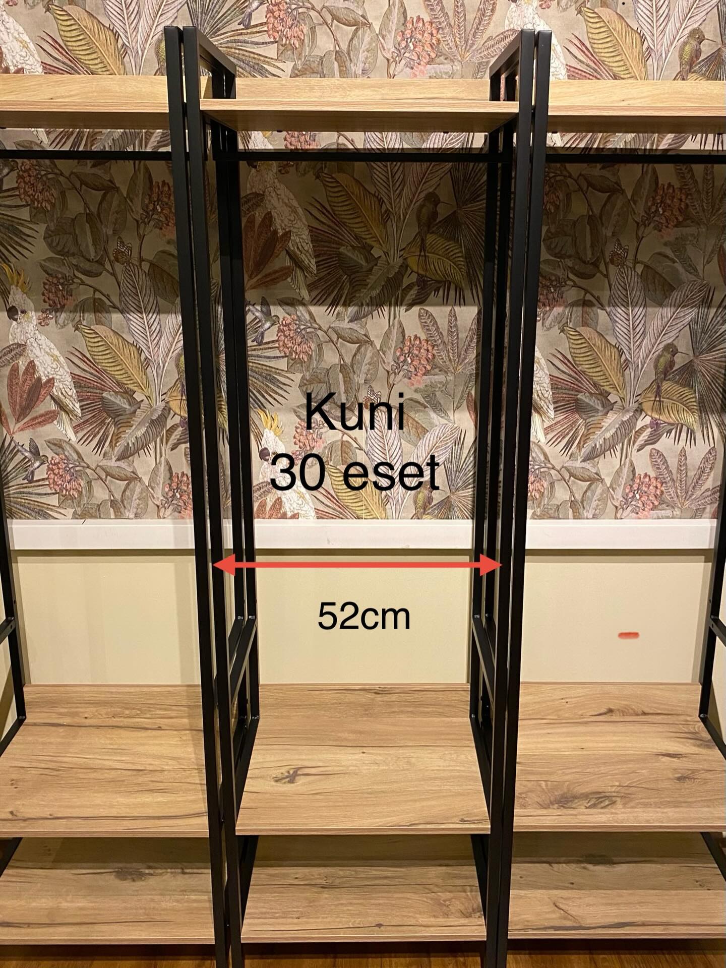 S-suuruses boks — riiulid mõõtmetega 52cm